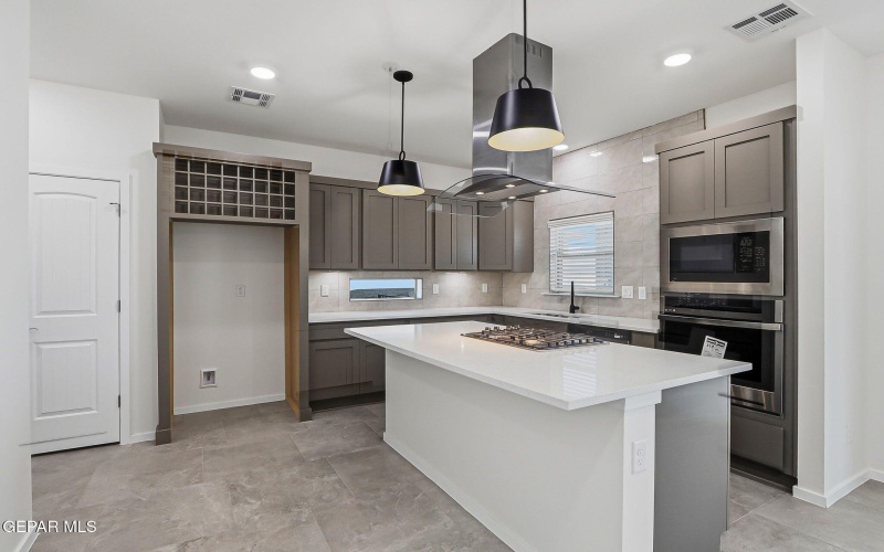 13841 CENTRO VISTA, Horizon City, TX 79928, 3 Bedrooms Bedrooms, ,2 BathroomsBathrooms,Residential,For Sale,13841 CENTRO VISTA,0,940466