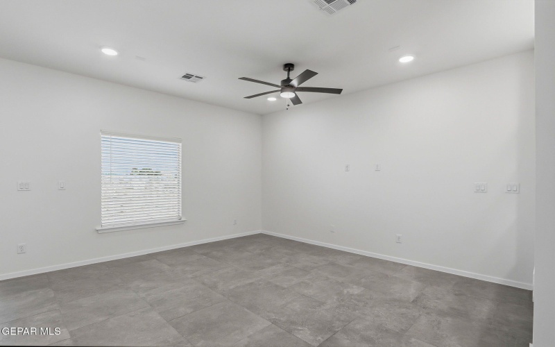 13841 CENTRO VISTA, Horizon City, TX 79928, 3 Bedrooms Bedrooms, ,2 BathroomsBathrooms,Residential,For Sale,13841 CENTRO VISTA,0,940466