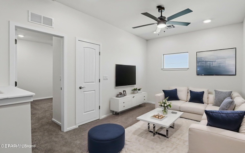 13841 CENTRO VISTA, Horizon City, TX 79928, 3 Bedrooms Bedrooms, ,2 BathroomsBathrooms,Residential,For Sale,13841 CENTRO VISTA,0,940466