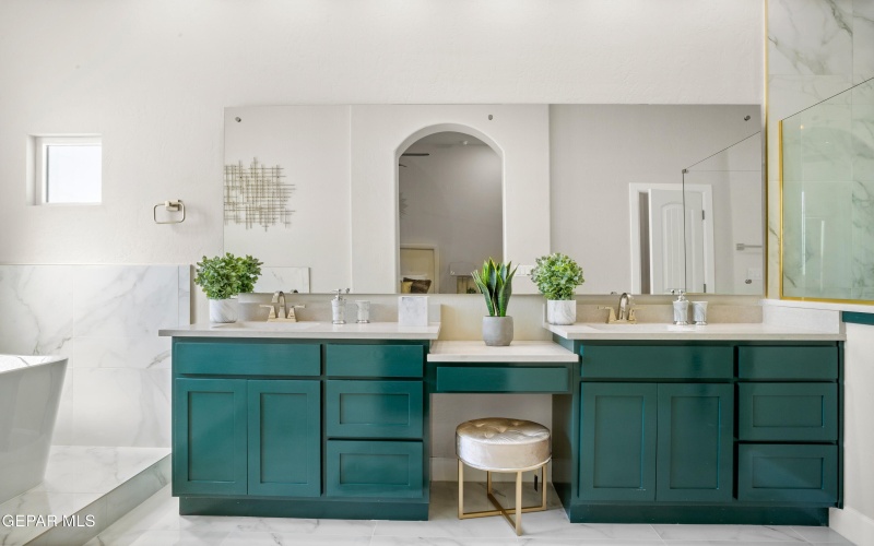 14545 CHARLES FOSTER Avenue, El Paso, TX 79938, 4 Bedrooms Bedrooms, ,3 BathroomsBathrooms,Residential,For Sale,14545 CHARLES FOSTER Avenue,0,940507