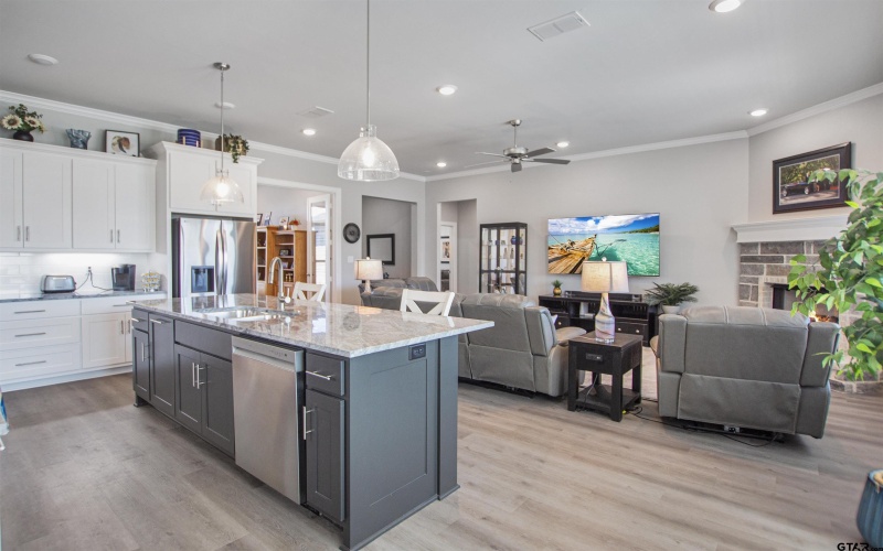 455 Mary Cir, Bullard, TX 75757, 3 Bedrooms Bedrooms, ,2 BathroomsBathrooms,Residential,For Sale,455 Mary Cir,0,26003799