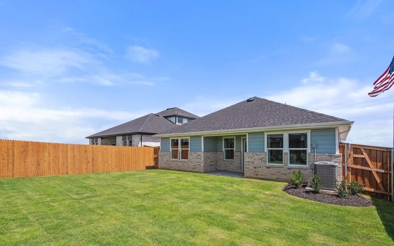 208 SOUTHRIDGE Drive, Marble Falls, TX 78654, 3 Bedrooms Bedrooms, ,2 BathroomsBathrooms,Residential,For Sale,208 SOUTHRIDGE Drive,0,177044