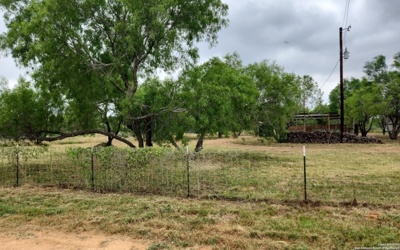 1848 County Road 2557 UNIT #4, Moore, TX 78057, ,Residential,En Venta,1848 County Road 2557 UNIT #4,0,1949776