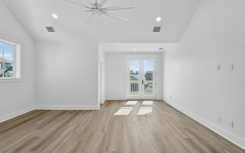 113 Spoonbill Lane, Port Aransas, TX 78373, 5 Bedrooms Bedrooms, ,5 BathroomsBathrooms,Residential,For Sale,113 Spoonbill Lane,0,473482