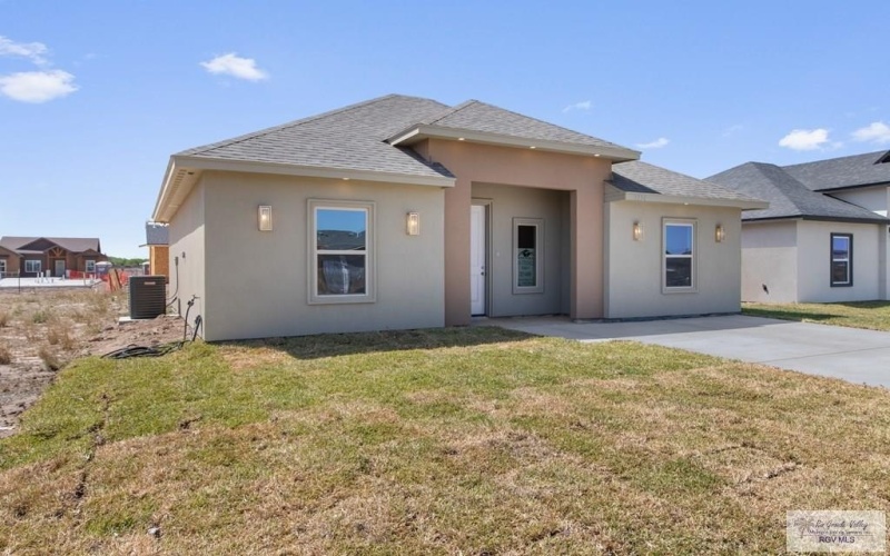 1256 TITUSVILLE, BROWNSVILLE, TX 78521, 3 Bedrooms Bedrooms, ,2 BathroomsBathrooms,Residential,For Sale,1256 TITUSVILLE,0,29774995