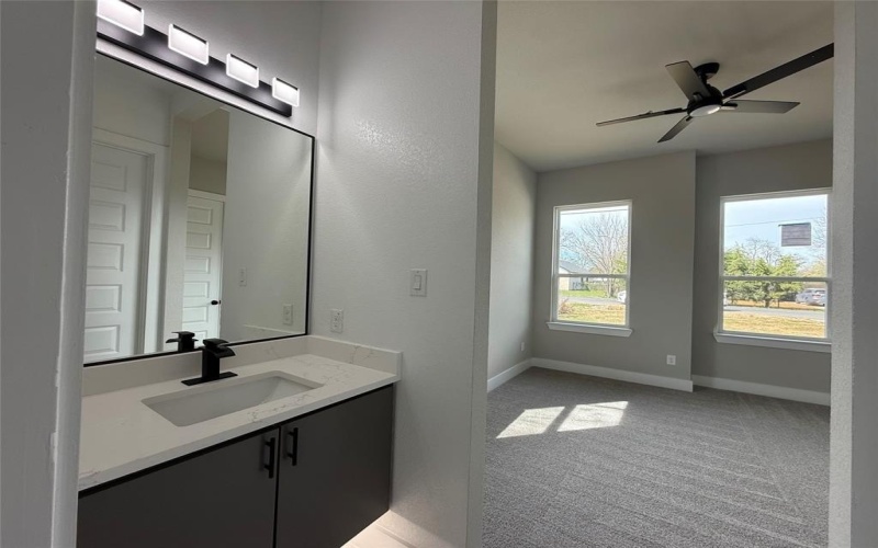 3322 Springview Avenue, Dallas, TX 75216, 4 Bedrooms Bedrooms, ,3 BathroomsBathrooms,Residential,For Sale,3322 Springview Avenue,0,21203994