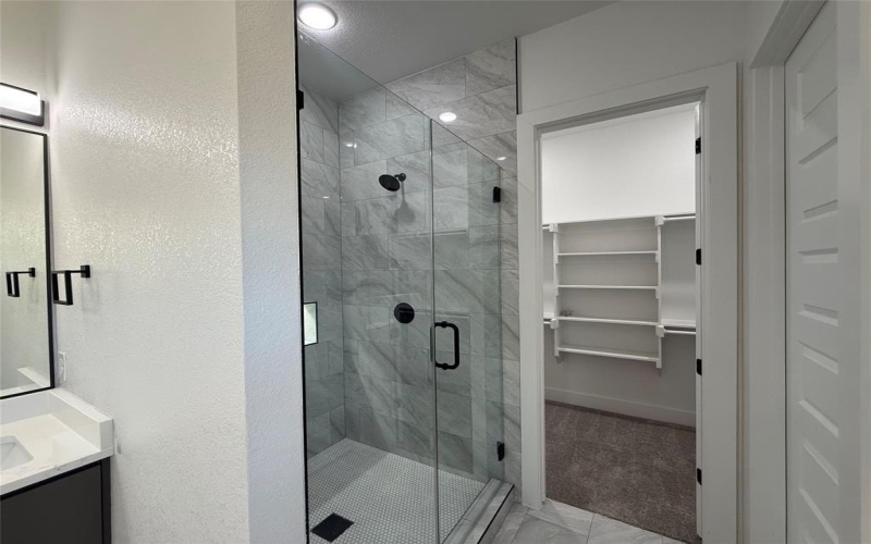 3322 Springview Avenue, Dallas, TX 75216, 4 Bedrooms Bedrooms, ,3 BathroomsBathrooms,Residential,For Sale,3322 Springview Avenue,0,21203994