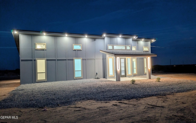 693 San Jose, Chaparral, NM 88081, 3 Habitaciones Habitaciones , ,2 BañosBaños,Residential,En Venta,693 San Jose,0,929329