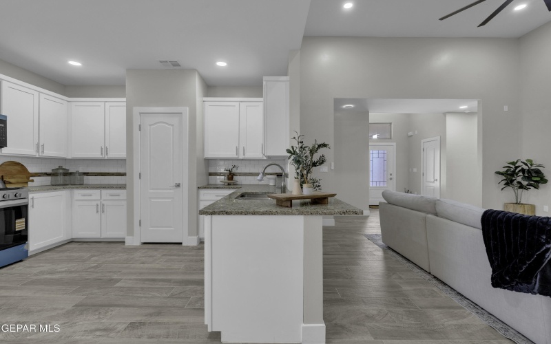 605 San Carlos Court, Fabens, TX 79838, 4 Bedrooms Bedrooms, ,2 BathroomsBathrooms,Residential,For Sale,605 San Carlos Court,0,940570