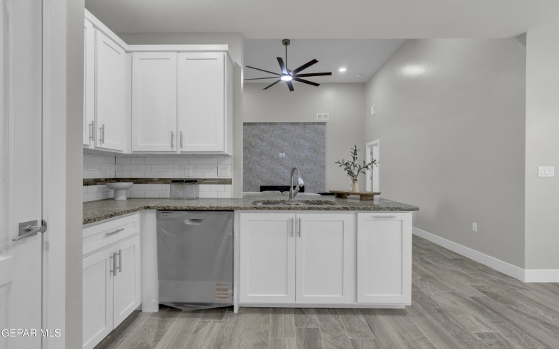 605 San Carlos Court, Fabens, TX 79838, 4 Bedrooms Bedrooms, ,2 BathroomsBathrooms,Residential,For Sale,605 San Carlos Court,0,940570