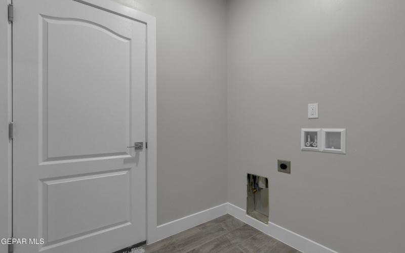 605 San Carlos Court, Fabens, TX 79838, 4 Bedrooms Bedrooms, ,2 BathroomsBathrooms,Residential,For Sale,605 San Carlos Court,0,940570