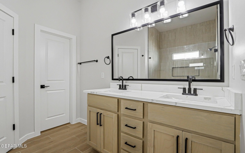 15048 RESOLVE Drive, El Paso, TX 79938, 3 Habitaciones Habitaciones , ,2 BañosBaños,Residential,En Venta,15048 RESOLVE Drive,0,940584