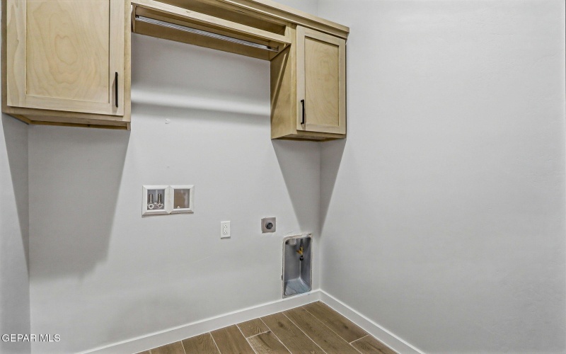 15048 RESOLVE Drive, El Paso, TX 79938, 3 Habitaciones Habitaciones , ,2 BañosBaños,Residential,En Venta,15048 RESOLVE Drive,0,940584