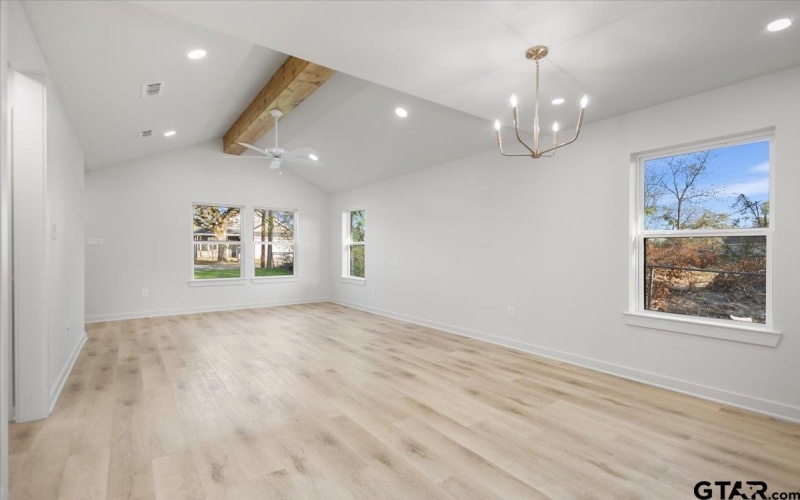 919 Duckenfield Ave, Tyler, TX 75701, 3 Bedrooms Bedrooms, ,2 BathroomsBathrooms,Residential,For Sale,919 Duckenfield Ave,0,26003857