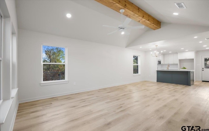 919 Duckenfield Ave, Tyler, TX 75701, 3 Bedrooms Bedrooms, ,2 BathroomsBathrooms,Residential,For Sale,919 Duckenfield Ave,0,26003857