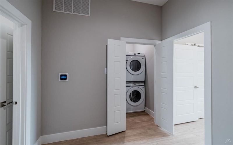 111 Merritt Street #101, Fort Worth, TX 76114, 2 Habitaciones Habitaciones , ,2 BañosBaños,Residential,En Venta,111 Merritt Street,0,21211581