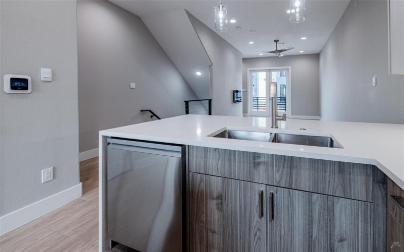 111 Merritt Street #101, Fort Worth, TX 76114, 2 Habitaciones Habitaciones , ,2 BañosBaños,Residential,En Venta,111 Merritt Street,0,21211581