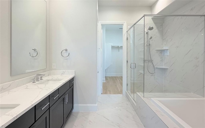 5448 Tomlinson Drive, Irving, TX 75039, 3 Habitaciones Habitaciones , ,3 BañosBaños,Residential,En Venta,5448 Tomlinson Drive,0,21211811