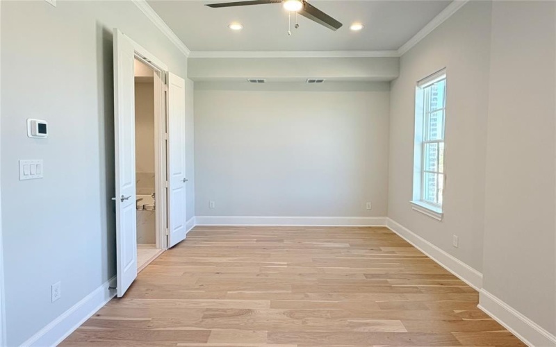 5448 Tomlinson Drive, Irving, TX 75039, 3 Habitaciones Habitaciones , ,3 BañosBaños,Residential,En Venta,5448 Tomlinson Drive,0,21211811