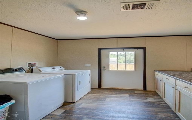 2153 Highway 2, Plain Dealing, LA 71064, 4 Habitaciones Habitaciones , ,2 BañosBaños,Residential,En Venta,2153 Highway 2,0,21211923