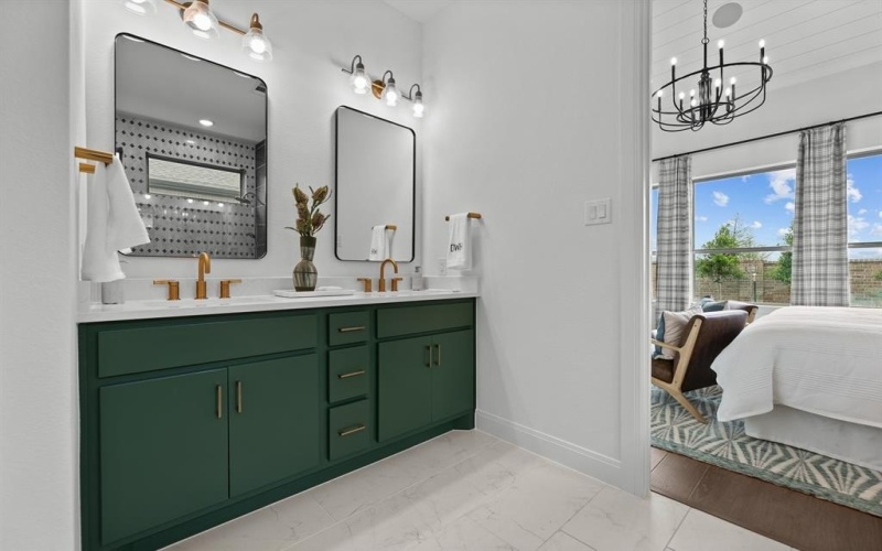 611 Long Trail, Mansfield, TX 76063, 4 Bedrooms Bedrooms, ,3 BathroomsBathrooms,Residential,For Sale,611 Long Trail,0,21211962