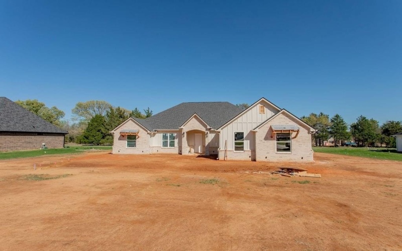 13946 Cedar Vista Lane, Tyler, TX 75704, 4 Bedrooms Bedrooms, ,3 BathroomsBathrooms,Residential,For Sale,13946 Cedar Vista Lane,0,21211977