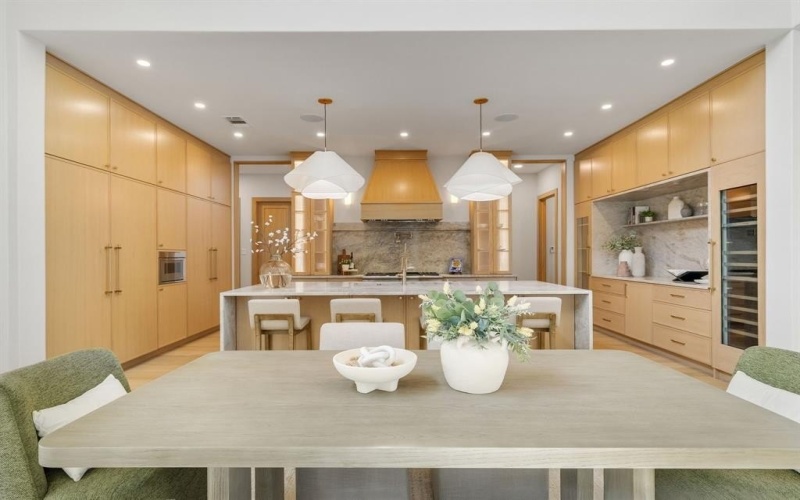 8222 San Leandro Drive, Dallas, TX 75218, 5 Habitaciones Habitaciones , ,6 BañosBaños,Residential,En Venta,8222 San Leandro Drive,0,21212005