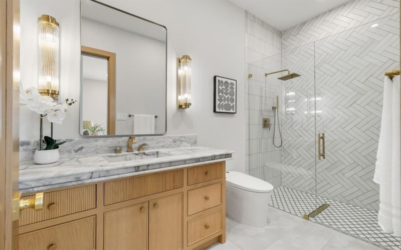 8222 San Leandro Drive, Dallas, TX 75218, 5 Habitaciones Habitaciones , ,6 BañosBaños,Residential,En Venta,8222 San Leandro Drive,0,21212005