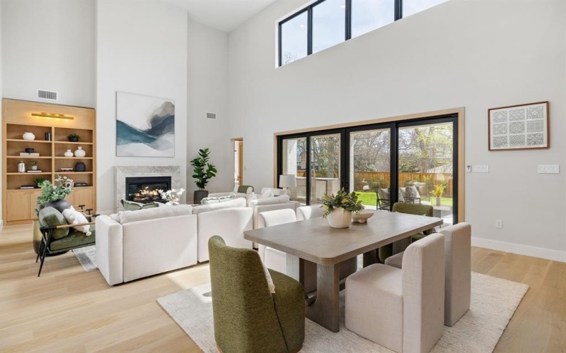 8222 San Leandro Drive, Dallas, TX 75218, 5 Habitaciones Habitaciones , ,6 BañosBaños,Residential,En Venta,8222 San Leandro Drive,0,21212005