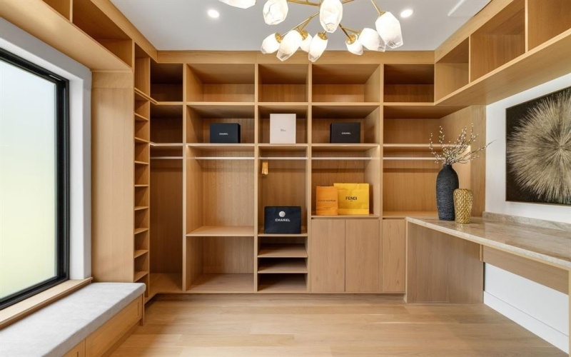 8222 San Leandro Drive, Dallas, TX 75218, 5 Habitaciones Habitaciones , ,6 BañosBaños,Residential,En Venta,8222 San Leandro Drive,0,21212005