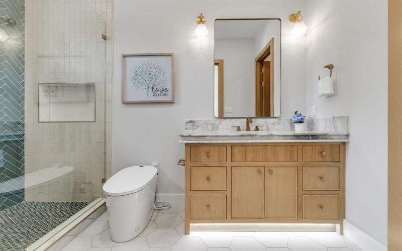 8222 San Leandro Drive, Dallas, TX 75218, 5 Habitaciones Habitaciones , ,6 BañosBaños,Residential,En Venta,8222 San Leandro Drive,0,21212005