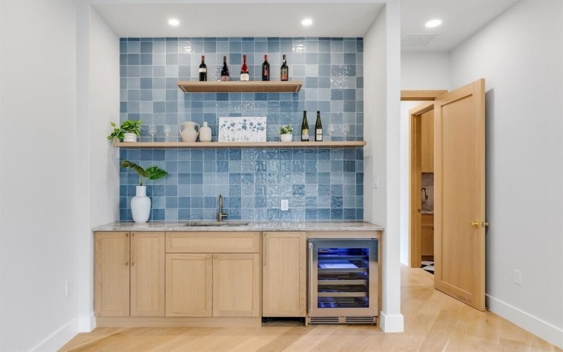 8222 San Leandro Drive, Dallas, TX 75218, 5 Habitaciones Habitaciones , ,6 BañosBaños,Residential,En Venta,8222 San Leandro Drive,0,21212005