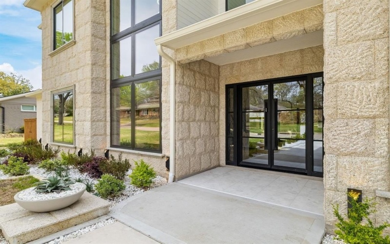 8222 San Leandro Drive, Dallas, TX 75218, 5 Habitaciones Habitaciones , ,6 BañosBaños,Residential,En Venta,8222 San Leandro Drive,0,21212005