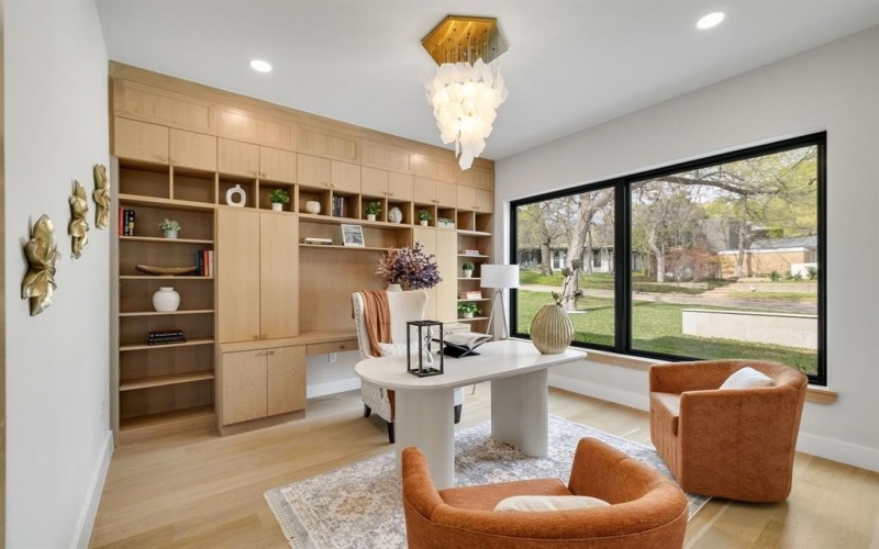 8222 San Leandro Drive, Dallas, TX 75218, 5 Habitaciones Habitaciones , ,6 BañosBaños,Residential,En Venta,8222 San Leandro Drive,0,21212005