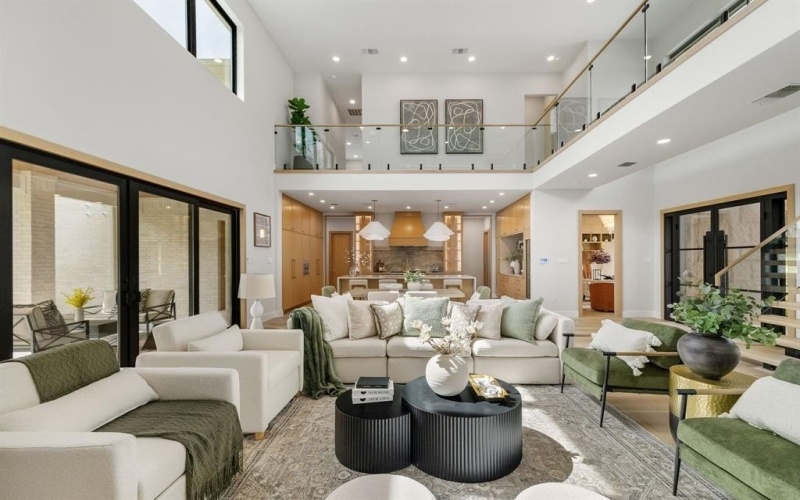 8222 San Leandro Drive, Dallas, TX 75218, 5 Habitaciones Habitaciones , ,6 BañosBaños,Residential,En Venta,8222 San Leandro Drive,0,21212005