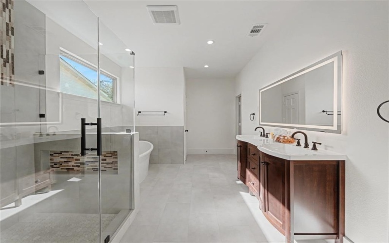 7712 Colton Drive, White Settlement, TX 76108, 4 Habitaciones Habitaciones , ,2 BañosBaños,Residential,En Venta,7712 Colton Drive,0,21209956