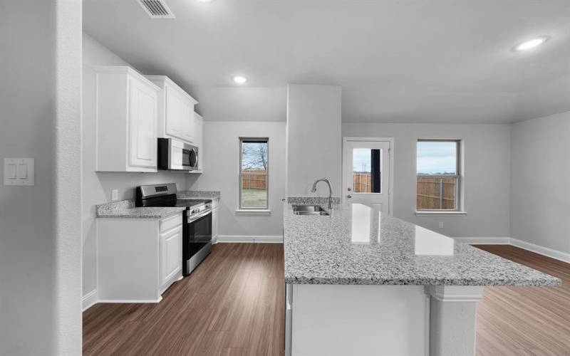 403 Cypress, Sulphur Springs, TX 75482, 3 Habitaciones Habitaciones , ,2 BañosBaños,Residential,En Venta,403 Cypress,20702016