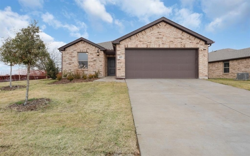 403 Cypress, Sulphur Springs, TX 75482, 3 Habitaciones Habitaciones , ,2 BañosBaños,Residential,En Venta,403 Cypress,20702016
