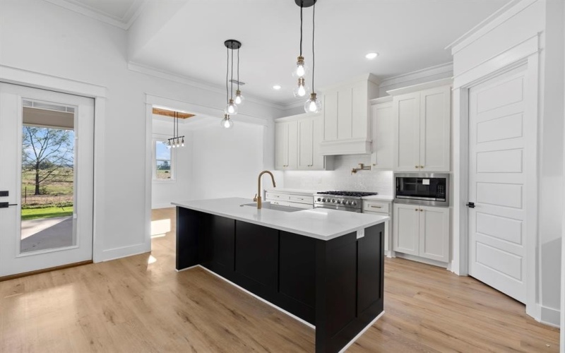 13856 Luka Lane, Tyler, TX 75704, 4 Bedrooms Bedrooms, ,3 BathroomsBathrooms,Residential,For Sale,13856 Luka Lane,0,21210617