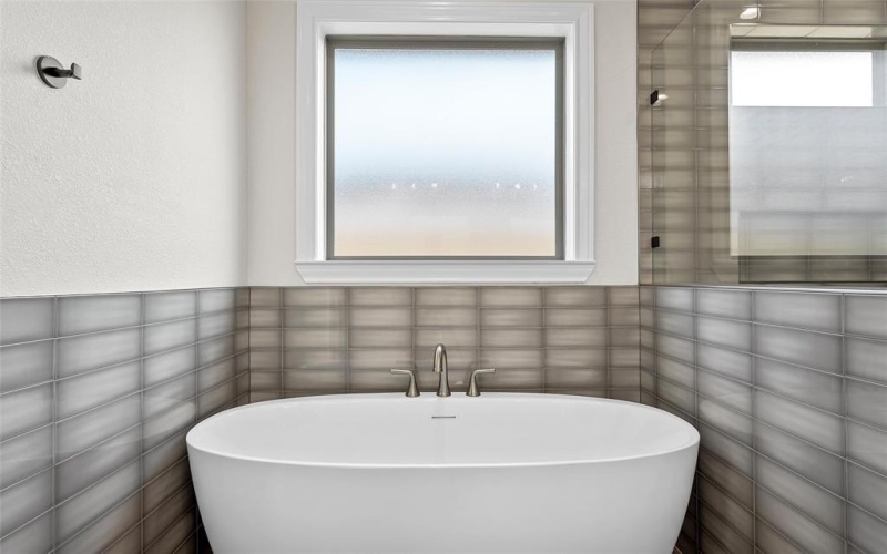 13013 Rainier Drive, Woodway, TX 76712, 4 Bedrooms Bedrooms, ,3 BathroomsBathrooms,Residential,For Sale,13013 Rainier Drive,0,21210646