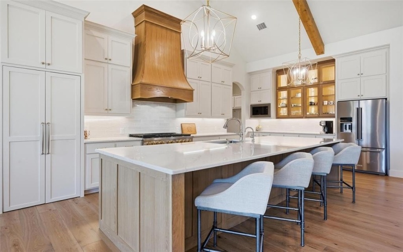 1033 Annabelles Avenue, Weatherford, TX 76087, 5 Bedrooms Bedrooms, ,3 BathroomsBathrooms,Residential,For Sale,1033 Annabelles Avenue,0,21210772