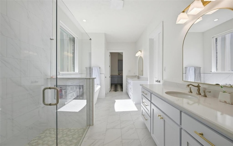 1033 Annabelles Avenue, Weatherford, TX 76087, 5 Bedrooms Bedrooms, ,3 BathroomsBathrooms,Residential,For Sale,1033 Annabelles Avenue,0,21210772