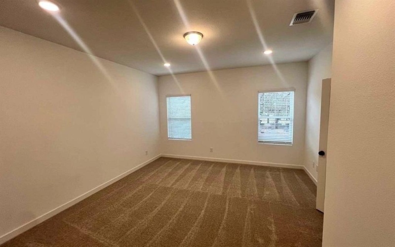 2549 Lost Maples Lane, Dallas, TX 75228, 3 Habitaciones Habitaciones , ,2 BañosBaños,Residential,En Venta,2549 Lost Maples Lane,0,21212320