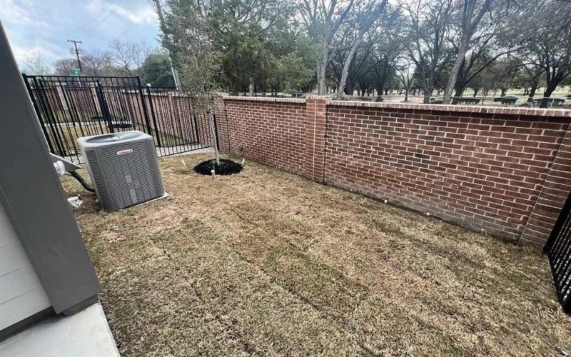 2549 Lost Maples Lane, Dallas, TX 75228, 3 Habitaciones Habitaciones , ,2 BañosBaños,Residential,En Venta,2549 Lost Maples Lane,0,21212320