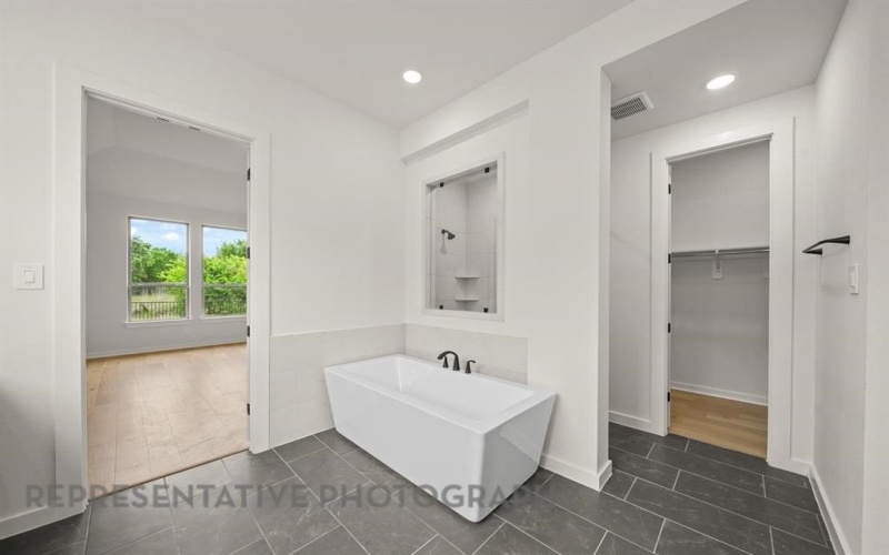 717 Bridle Path Parkway, Aubrey, TX 76227, 5 Bedrooms Bedrooms, ,5 BathroomsBathrooms,Residential,For Sale,717 Bridle Path Parkway,0,21212342