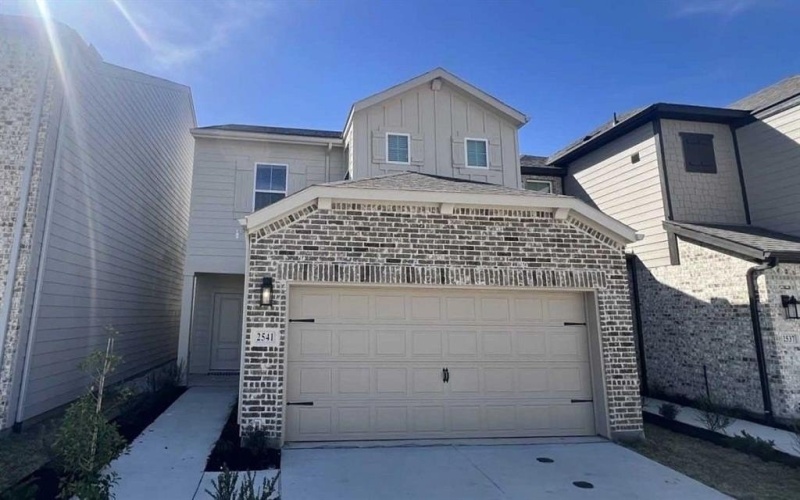 2541 Lost Maples Lane, Dallas, TX 75228, 3 Bedrooms Bedrooms, ,2 BathroomsBathrooms,Residential,For Sale,2541 Lost Maples Lane,0,21212412