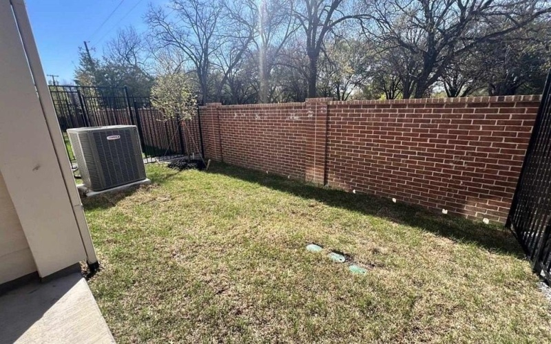 2541 Lost Maples Lane, Dallas, TX 75228, 3 Bedrooms Bedrooms, ,2 BathroomsBathrooms,Residential,For Sale,2541 Lost Maples Lane,0,21212412