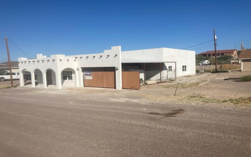 605 E Alpine St, Presidio, TX 79845, 1 Dormitorio Habitaciones , ,1 BañoBaños,Residential,En Venta,605 E Alpine St,0,153156