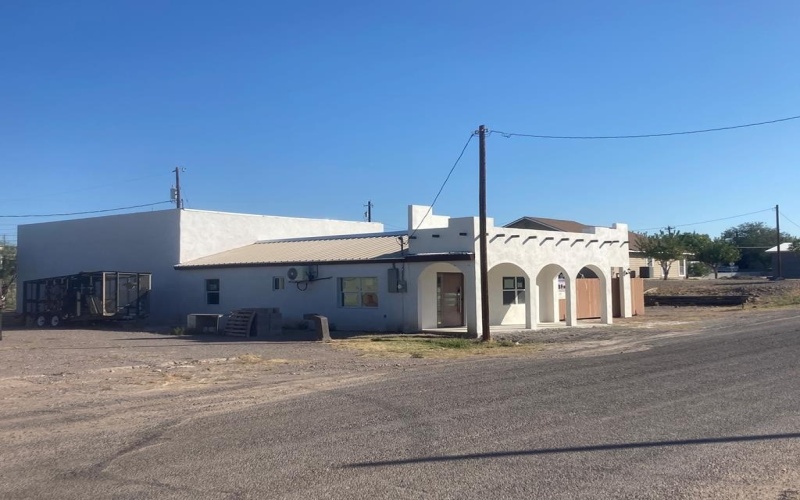 605 E Alpine St, Presidio, TX 79845, 1 Dormitorio Habitaciones , ,1 BañoBaños,Residential,En Venta,605 E Alpine St,0,153156