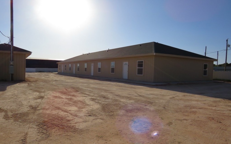 5622 S County Rd 1202 unit: B And D, Midland, TX 79706, 2 Bedrooms Bedrooms, ,2 BathroomsBathrooms,Residential Multi Family,For Sale,5622 S County Rd 1202 unit: B And D,0,50093660